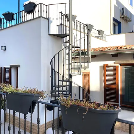 Casa Giunicchi, Un Gioiello Fronte Mare Ferienhaus Portoscuso