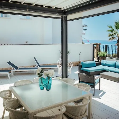 Casa Giunicchi, Un Gioiello Fronte Mare בית נופש פורטוסקוזו